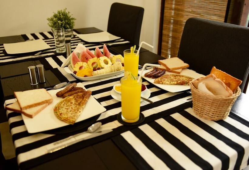 بنسيون Halcyon House Colombo