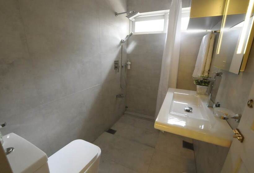 بنسيون Halcyon House Colombo