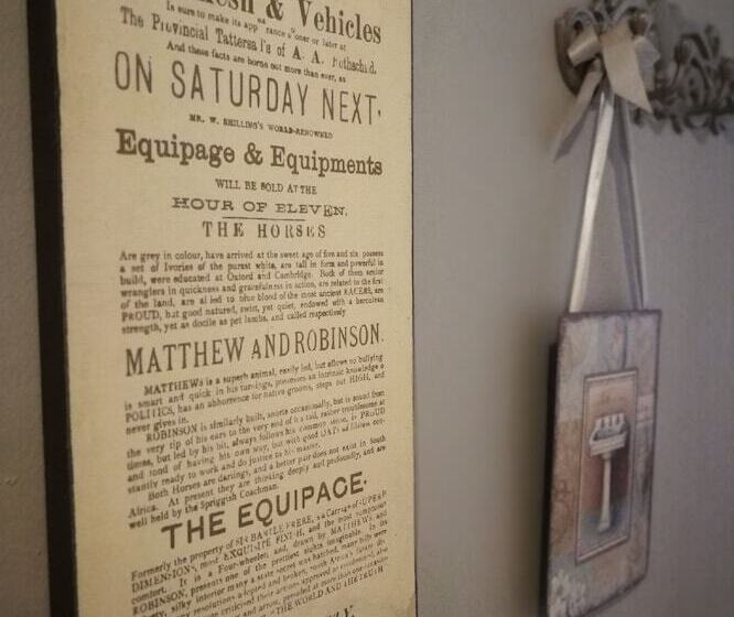 ペンション Old House Lodge