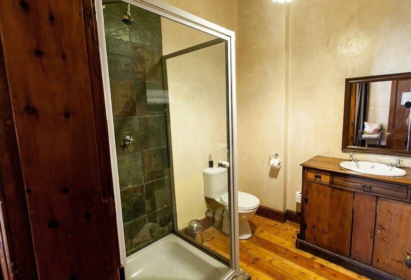 ペンション Old House Lodge