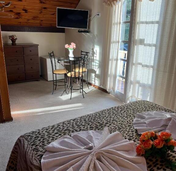 펜션 Pousada Heron