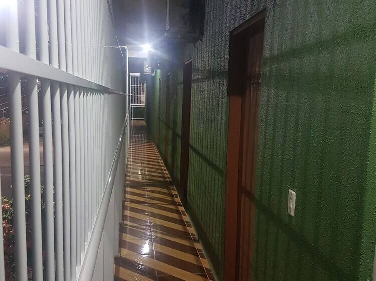 بنسيون Pousada Pouso Feliz