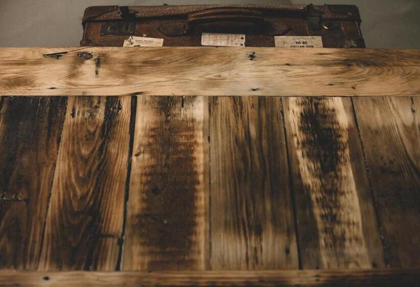 بنسيون The Stag At Stow