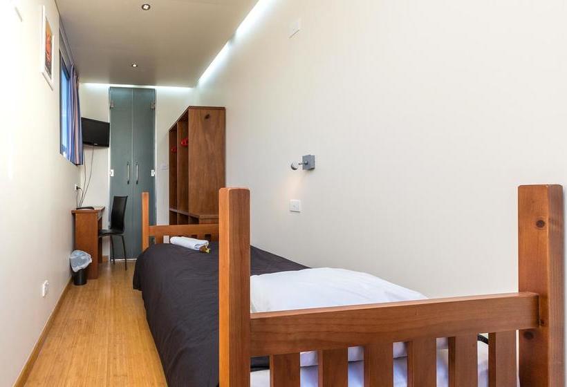 Riverlands Roadhouse Motel