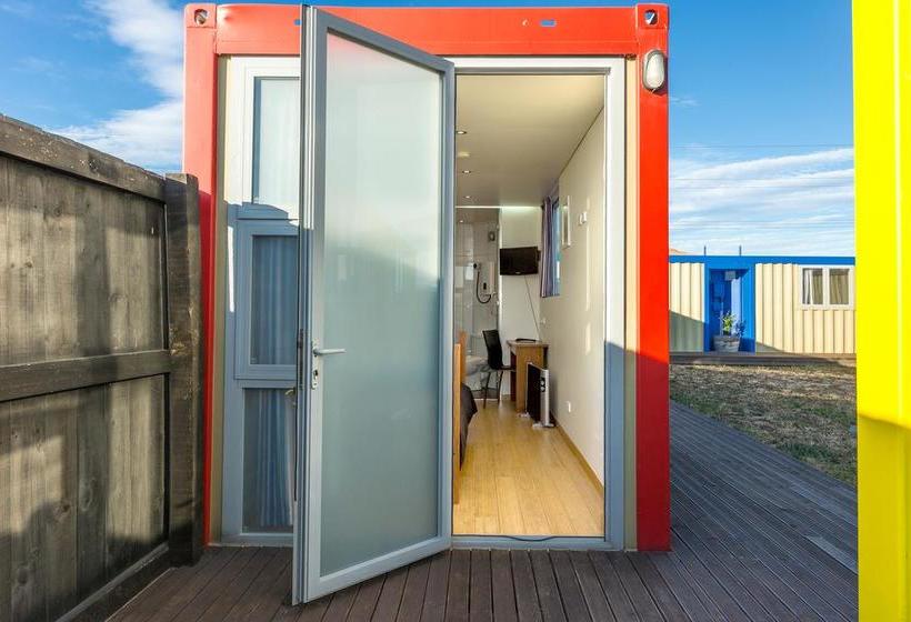 Riverlands Roadhouse Motel