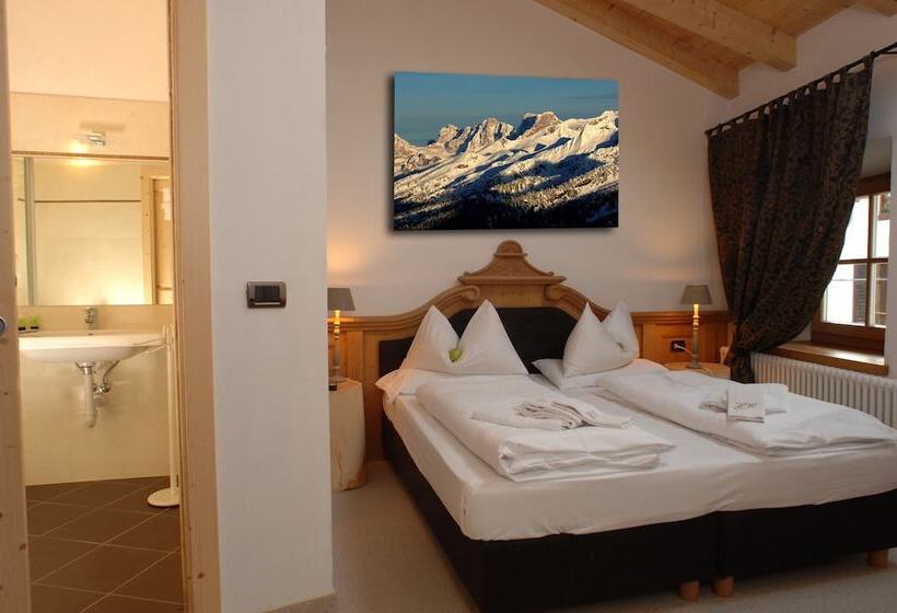 Romantic Hotel Excelsior