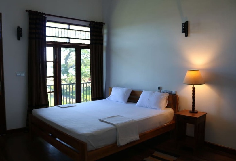 Serene Park Hotel By Ark