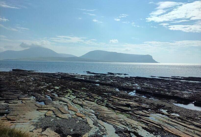 Stromness Apartments