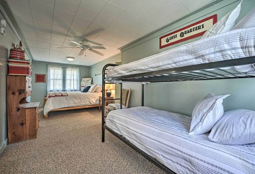 1940s Farm Cottage W/ Fire Pit, 4 Mi To Lake