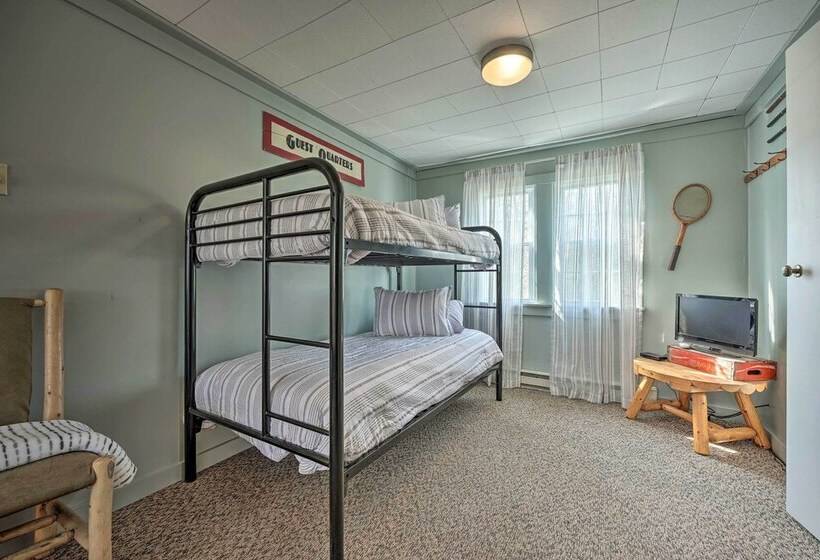 1940s Farm Cottage W/ Fire Pit, 4 Mi To Lake