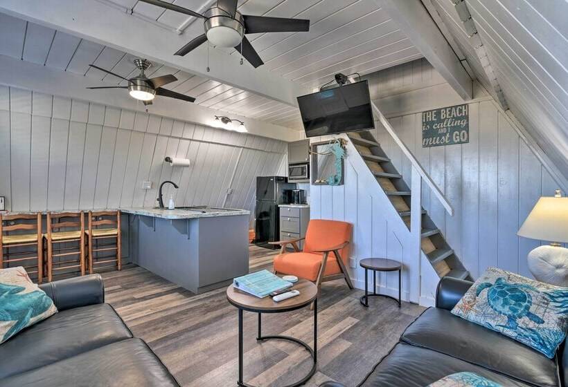 2 Blocks To Surfside Beach: A Frame Home W/ Deck