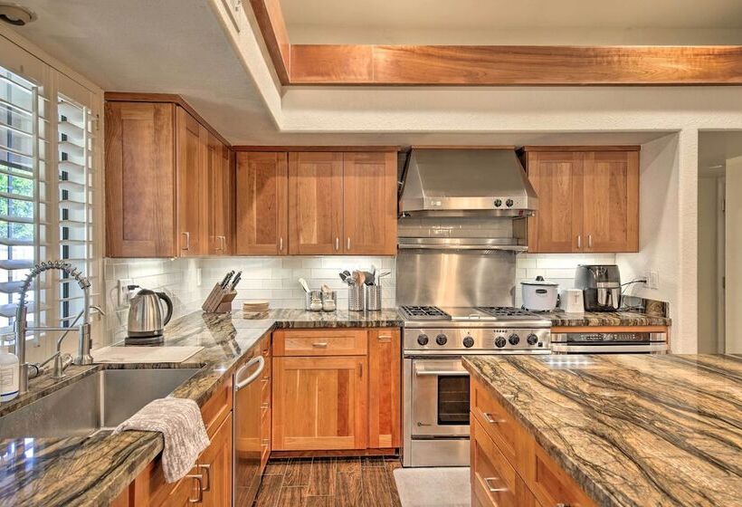 Tempe Escape W/ Patio & Bar   11 Mi To Phoenix!