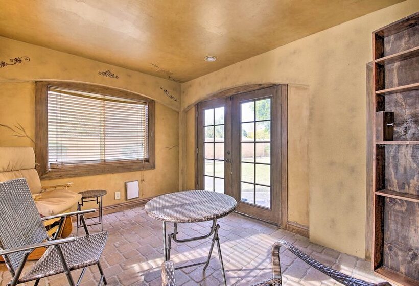 Tempe Escape W/ Patio & Bar   11 Mi To Phoenix!