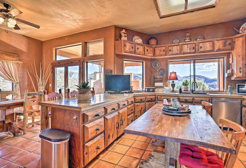 Mountain Views & Grill Space: Adobe Arizona Home