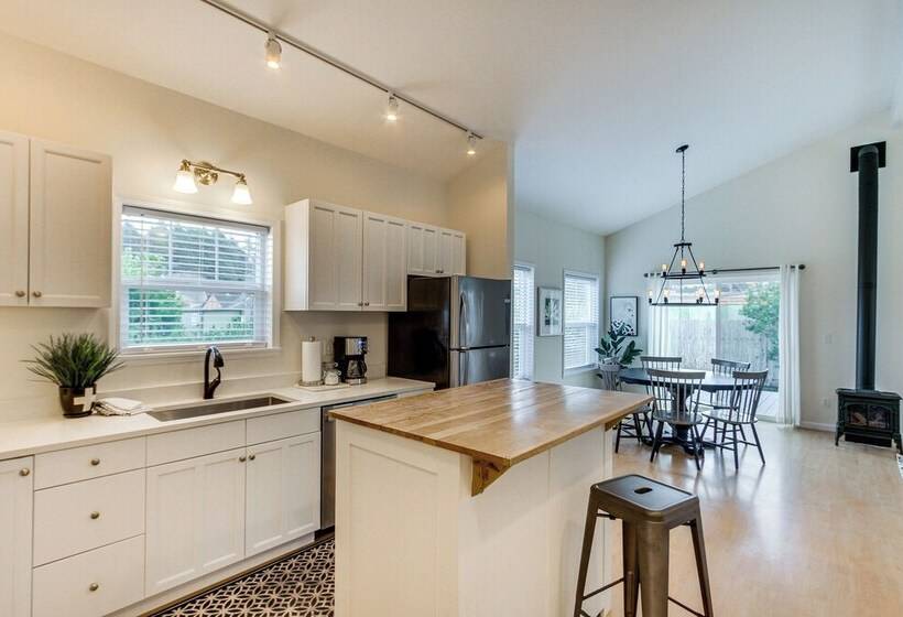 Airy Coastal Escape W/ Deck   Steps To Beach!