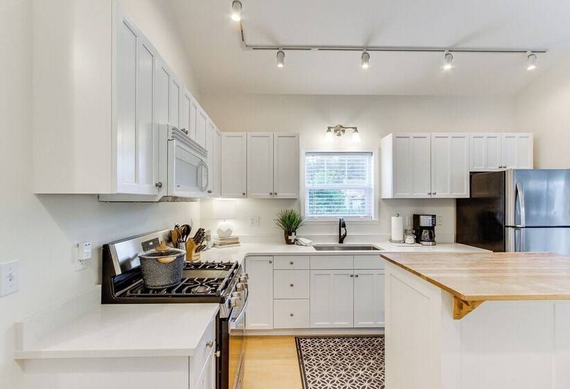 Airy Coastal Escape W/ Deck   Steps To Beach!