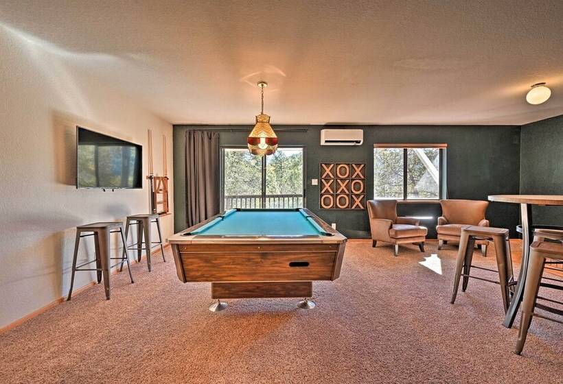 Airy Pine Escape W/ Pool Table, Near Hiking!