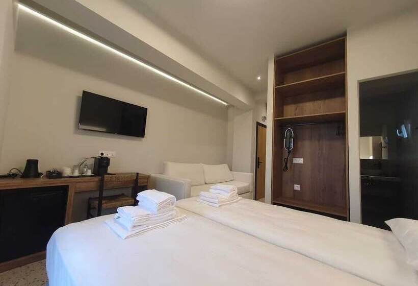 הוסטל Up Hill Unique Boutique