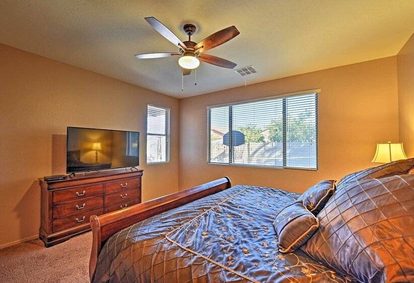 Arizona Retreat W/ Heated Pool, Fire Pit & Grill!
