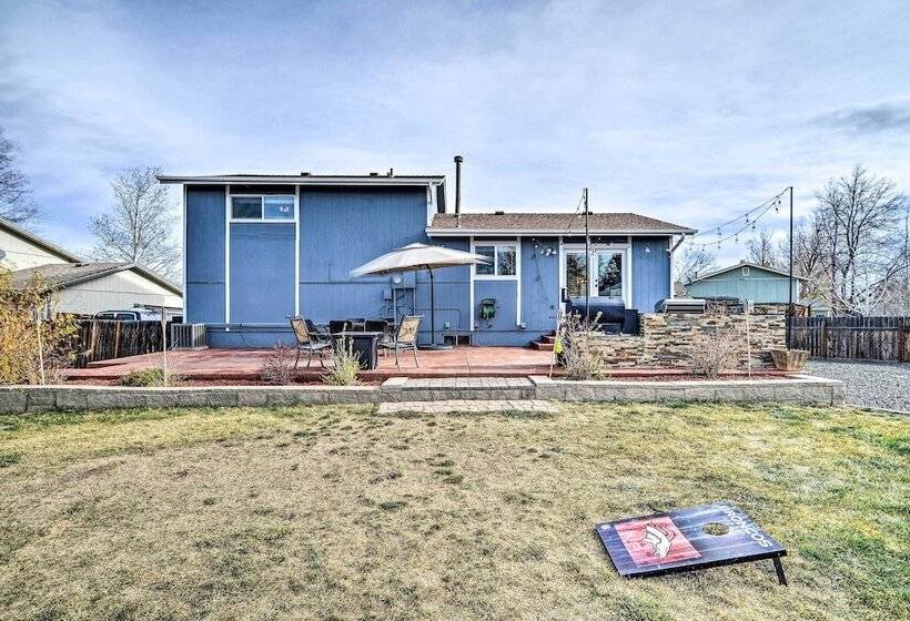 Arvada House W/ Fire Pit & Outdoor Kitchen!