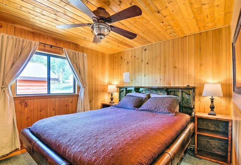 Aspen Meadow Cabin  ~ 9 Miles Outside Duck Creek