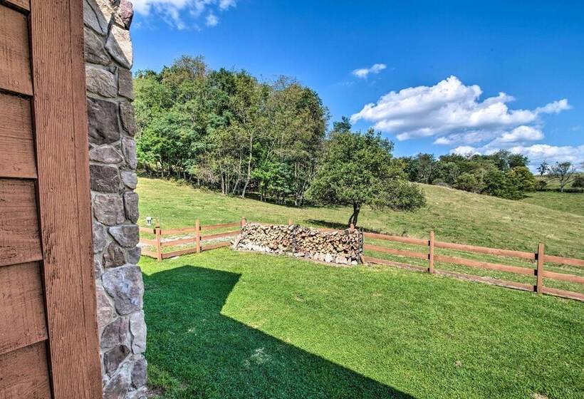 Authentic Cabin W/ Fire Pit Near Trout Fishing!