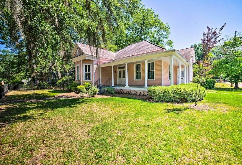 Authentic Colonial Home Near Downtown Selma!