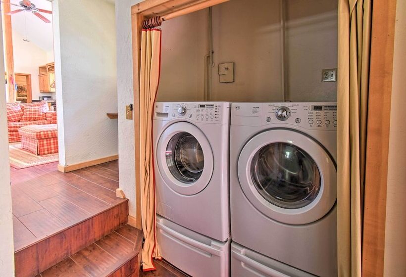 Authentic North Fork Cabin W/ Dock & Private Deck!