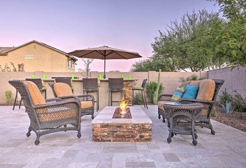 Goodyear Home W/ Patio, Grill & Mountain Views