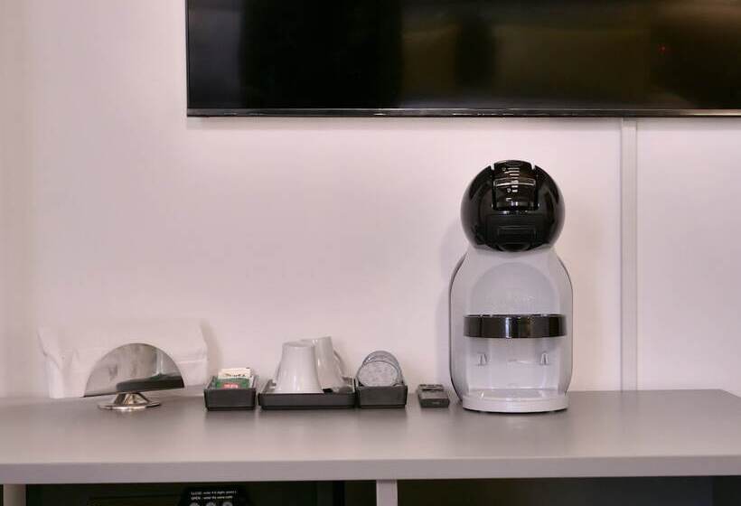 تختخواب و صبحانه Helmirage Suite Via Del Corso