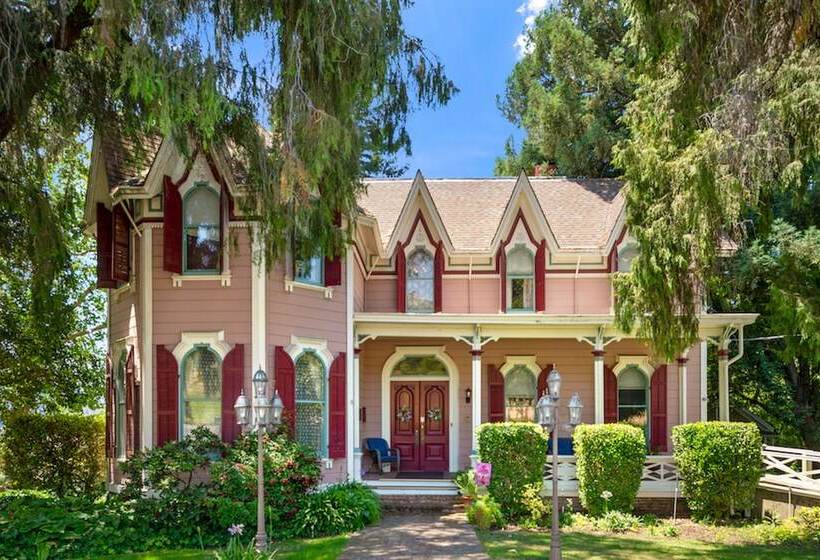 Bed and Breakfast The Gables Wine Country Inn