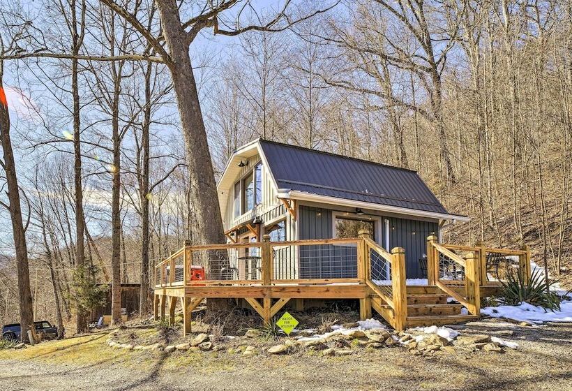 Blue Sky Cottage:  Romantic Retreat W/ Mtn Views!