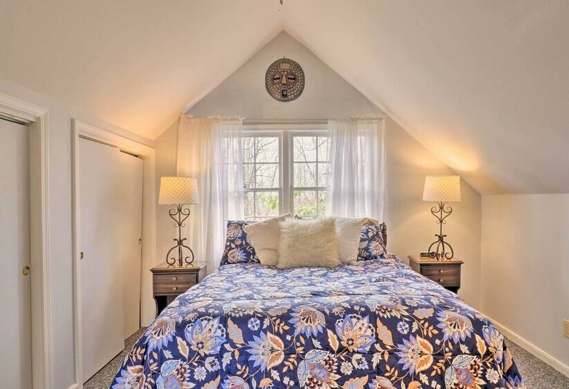 Breathtaking Brevard Home W/ Screened Porch!