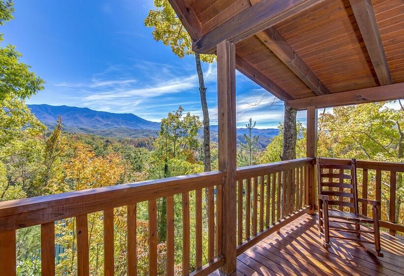 Breathtaking View  Cabin W/ Game Room & Hot Tub!