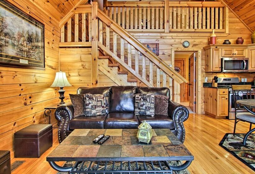 Breathtaking View  Cabin W/ Game Room & Hot Tub!