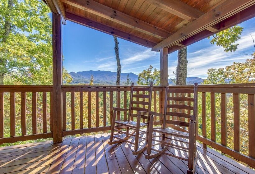 Breathtaking View  Cabin W/ Game Room & Hot Tub!