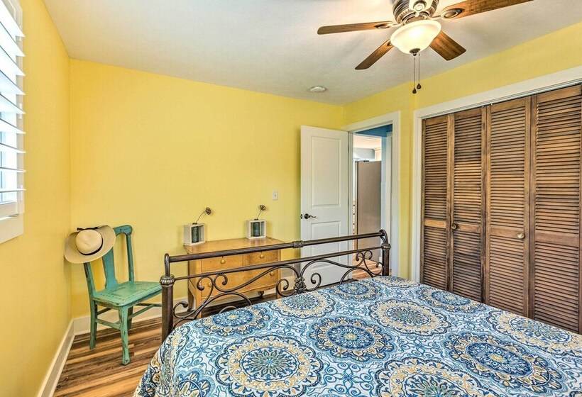 Breezy Silver Lake Getaway: Fishing Dock, Grill!