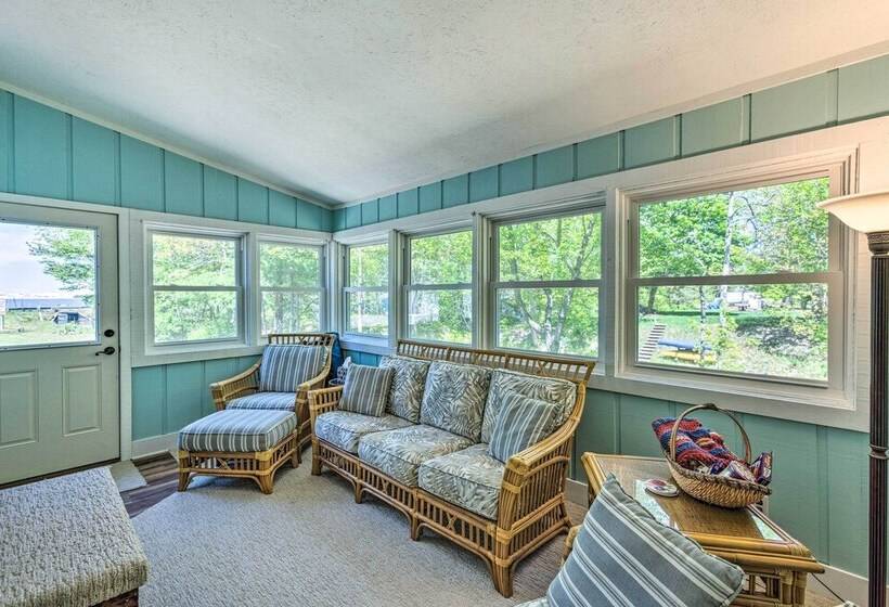 Breezy Silver Lake Getaway: Fishing Dock, Grill!