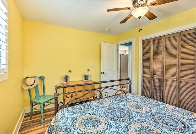 Breezy Silver Lake Getaway: Fishing Dock, Grill!