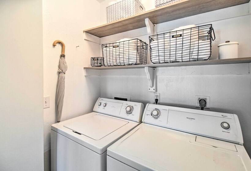 Near Hiking: Modern Heber Overgaard Cabin W/ Deck