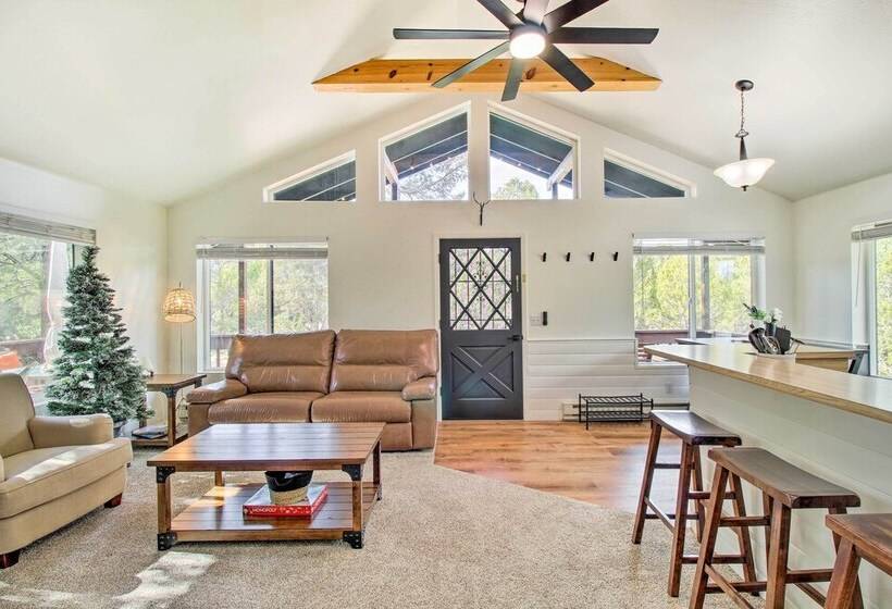 Near Hiking: Modern Heber Overgaard Cabin W/ Deck