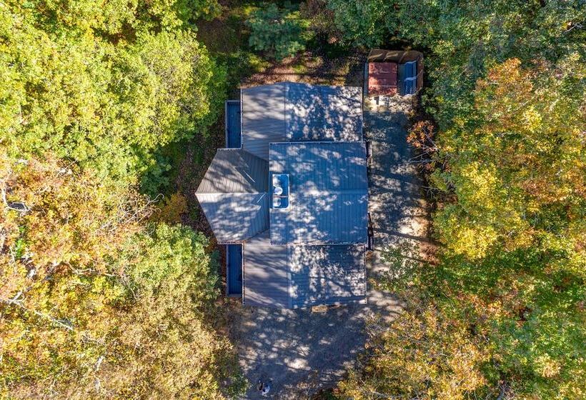 Buck Valley Lodge Mountain Getaway!