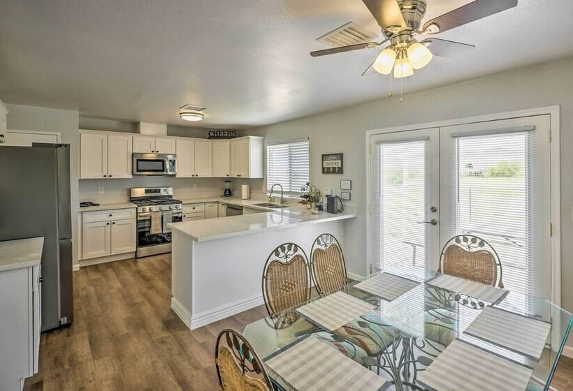 Bullhead City Home, Steps To Colorado River!