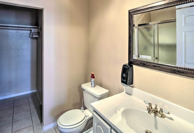 Bullhead City Home: Tesla Charger ~ 3 Mi To River