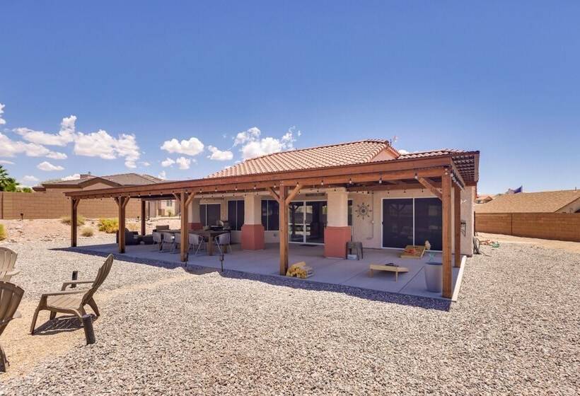 Bullhead City Oasis W/ Fire Pit + Mtn View!