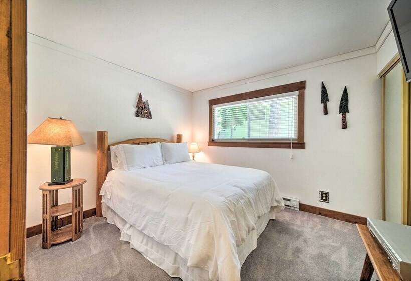 Cabin < Half Mi From Pine Mountain Lake Marina!