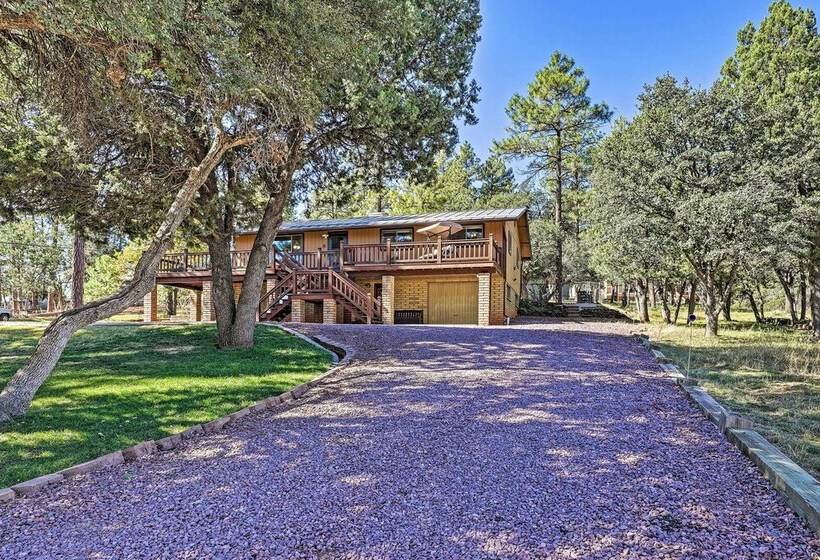 Central Pine Hideaway   Family Friendly!