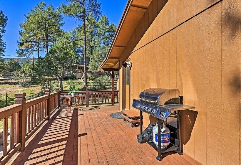 Central Pine Hideaway   Family Friendly!