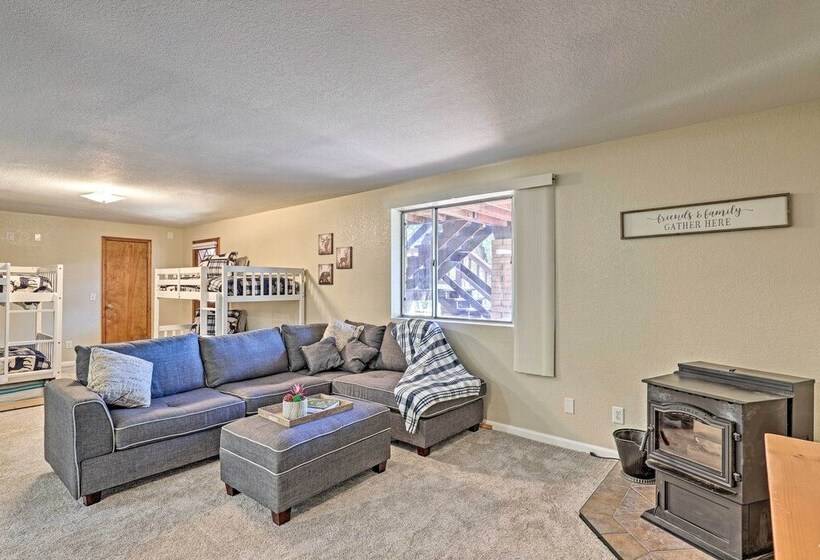 Central Pine Hideaway   Family Friendly!