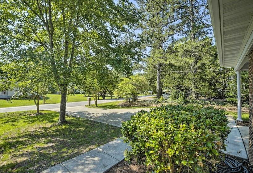 Apex Home ~ 15 Mi To Downtown Raleigh!